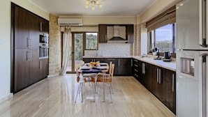 Comfort Villa | Private kitchen | Electric kettle - Villa Mirsini - Stone Villa Close to the Beach (Apokoronas)