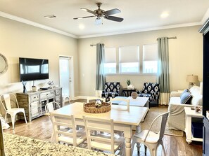 Smart TV, books - Emerald Coast Condo Gulf View! Sleeps 8 Pool/Hot tub/Grill
Summer Availability! (Miramar Beach)