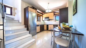 Villa Confort | Restauration dans la chambre