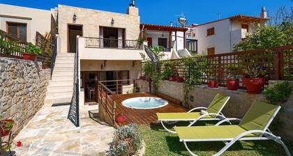 Apt 1 with Spa Tub next to the Beach