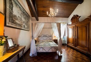 Junior Room