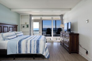 2 bedrooms, iron/ironing board, travel cot, WiFi