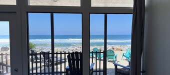 Incredible OCEANFRONT Location with 30' Balcony!