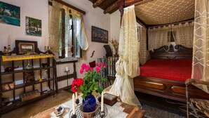 Comfort House | 3 bedrooms, WiFi (free) - Hidden paradise with natural lagoon-pool (Rethymno)