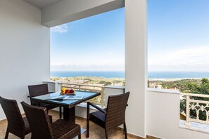 Comfort Villa | Balcony view