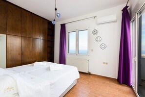 Comfort Villa | 3 bedrooms, free WiFi - Beautiful views - Private Pool and BBQ (Rethymno)