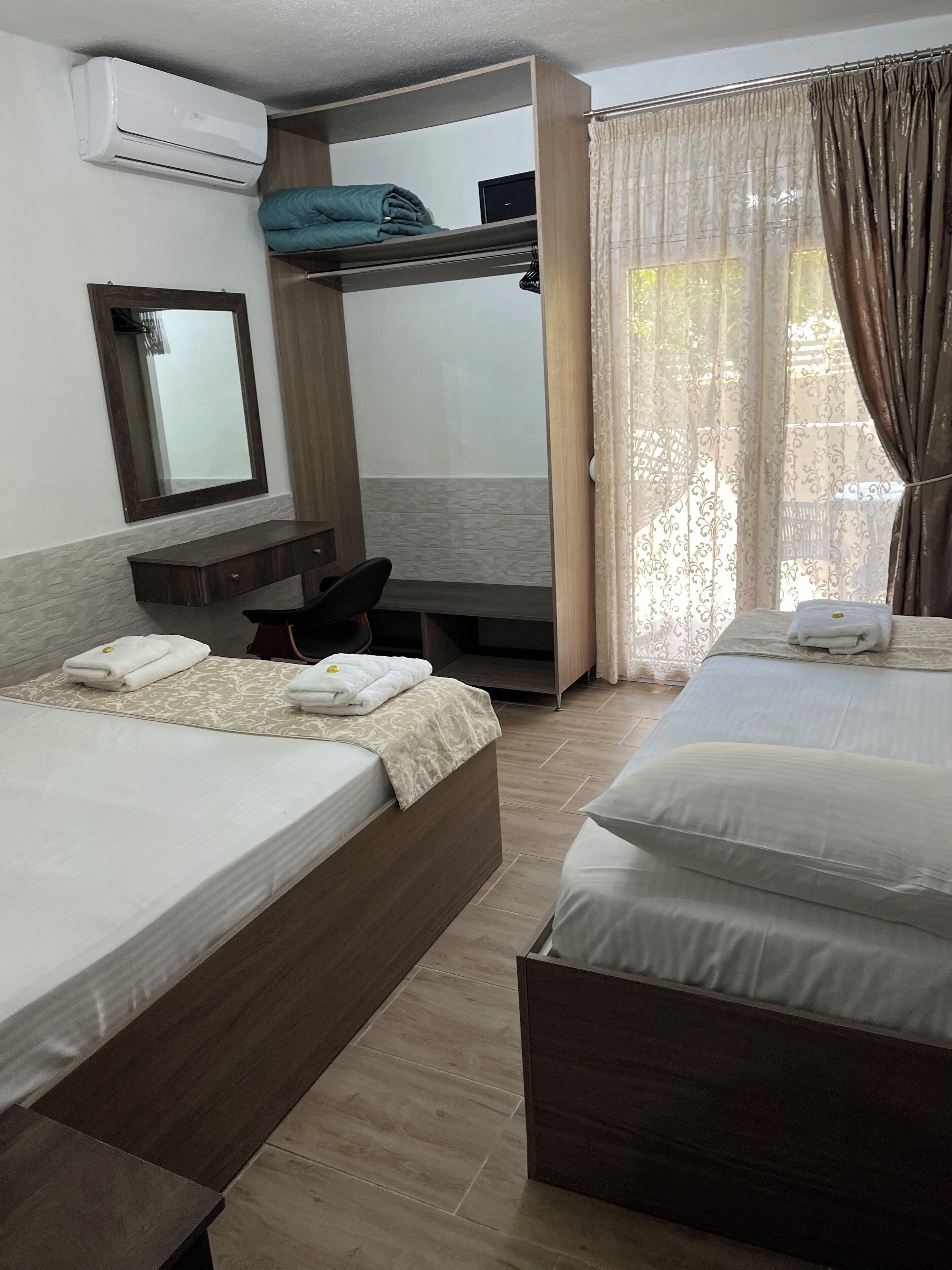 Superior Studio | Egyptian cotton sheets, premium bedding, down duvets