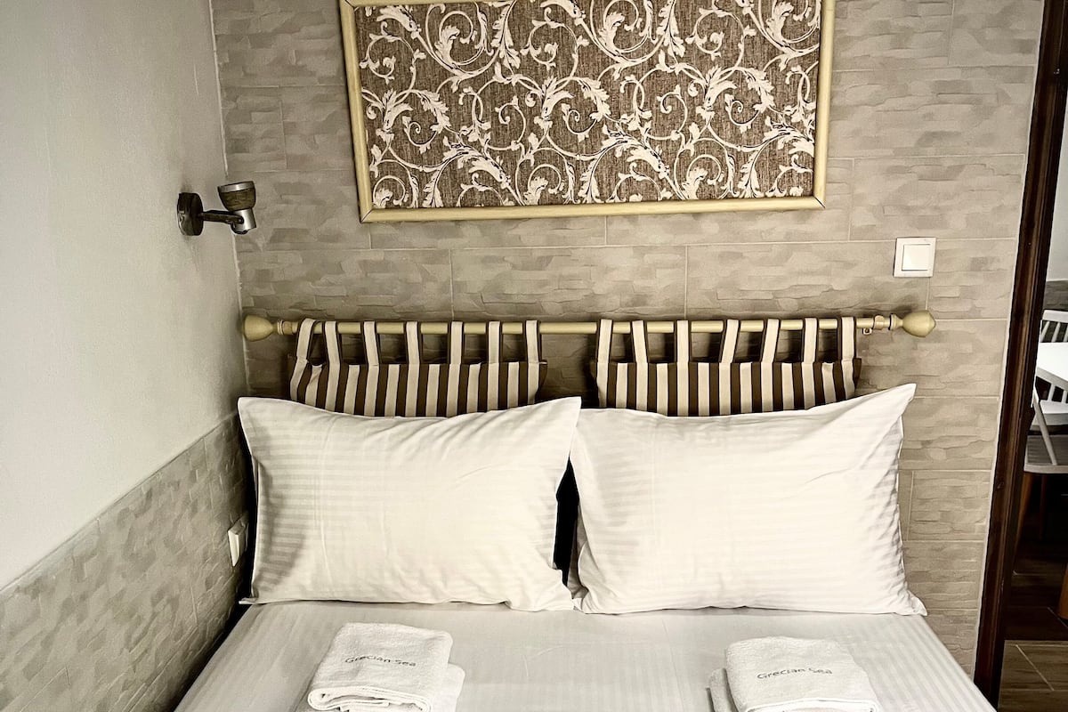 Superior Studio | Egyptian cotton sheets, premium bedding, down comforters