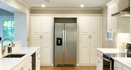 Blue Heron Cove Lakehouse in the Ozarks