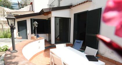 Casa Annalí - House and Garden by the Amalfi Coast