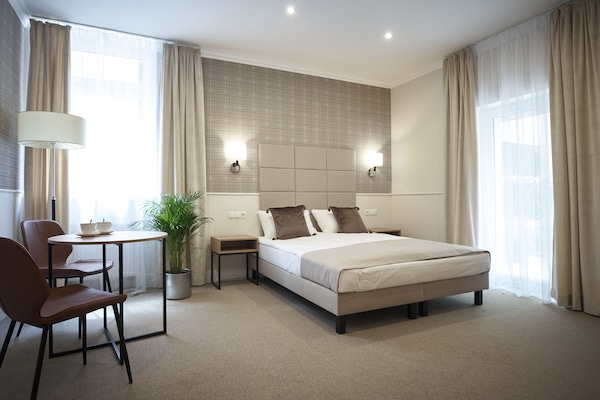 Deluxe Room | Free WiFi, bed sheets