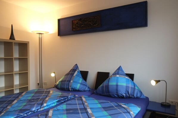 2 bedrooms, iron/ironing board, travel crib, free WiFi