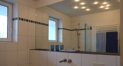 Nice, centrally located apartments in Cologne, tram stop in front of the door.