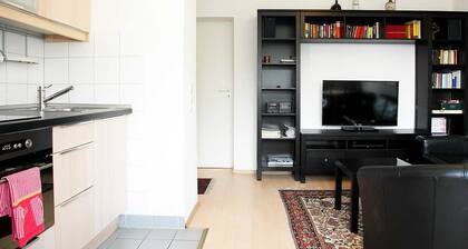 Nice, centrally located apartments in Cologne, tram stop in front of the door.