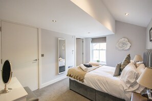 2 chambres, bureau, fer et planche à repasser, Wi-Fi