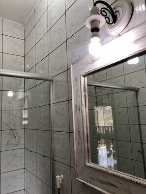 Bathroom - Maria Barbosa Tiradentes Hotel and Spa (Tiradentes)