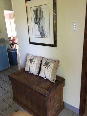 Interior - Relaxing lake house beautiful view, close to beaches, hiking, casinos, and NOLA. (Saucier)