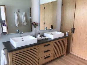 Hair dryer, towels, soap, shampoo