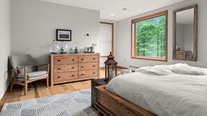 3 chambres, fer et planche à repasser, Wi-Fi gratuit, draps fournis