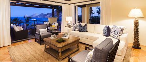 TV connectée, baby-foot, table de tennis de table, chaßne hi-fi