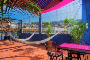 ลานระเบียง/นอกชาน