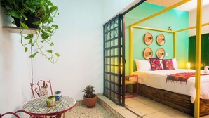 Basic Room | Premium bedding, down duvets, memory-foam beds, minibar - Casa Maria Malecon (Puerto Vallarta)