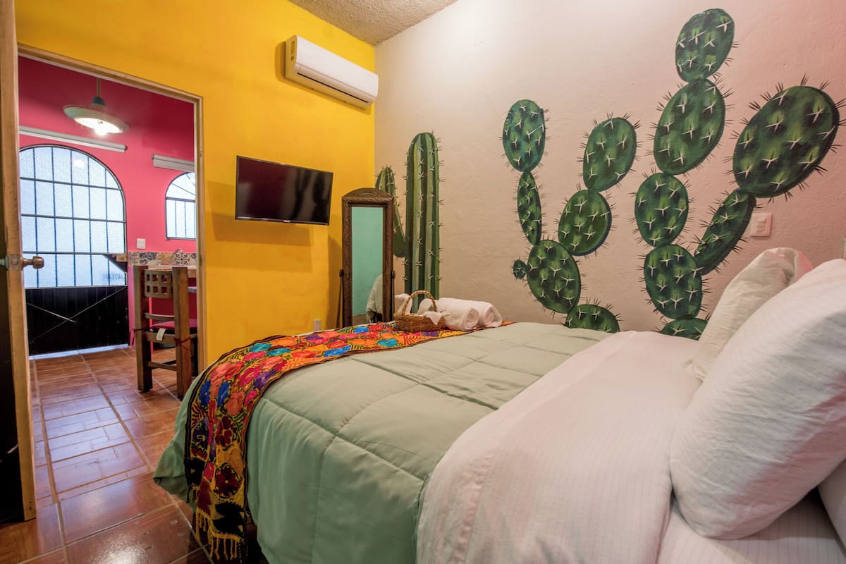 Estudio clásico | 1 habitación, ropa de cama de alta calidad y edredón