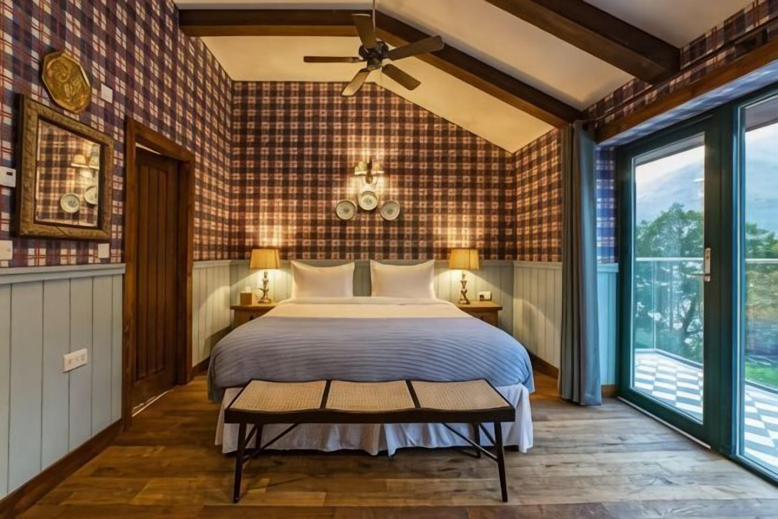 Couette en duvet, lit avec matelas à plateau-coussin, coffre-fort