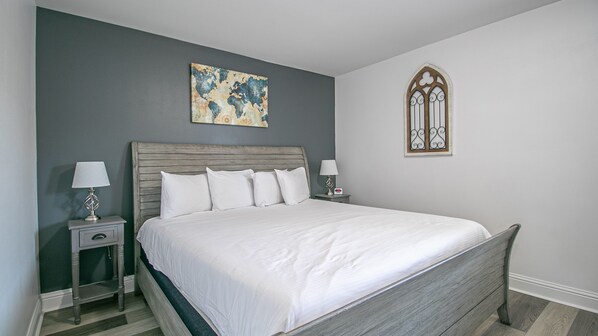 公寓式客房, 1 张大床, 私人游泳池 | 1 多间卧室、免费 WiFi