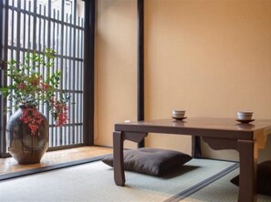 Nicht klassifiziertes Bild, 2 von 31, Schaltfläche