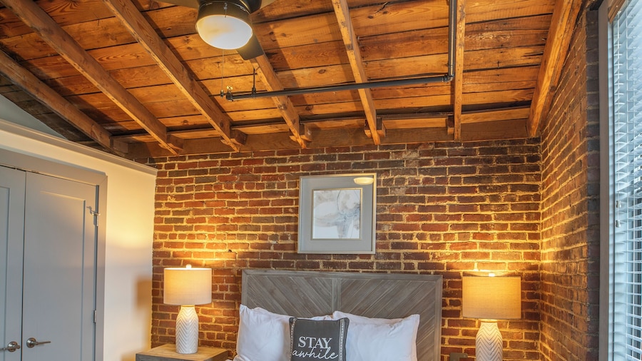 The Lofts at Downtown Salem