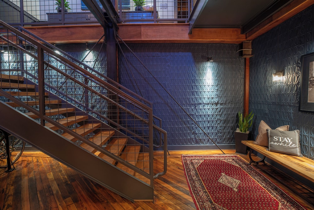 The Lofts at Downtown Salem photo 2