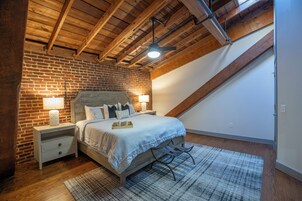 Suíte estúdio, 1 cama King e sofá-cama | Individualmente decorados, individualmente mobiliados