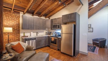 Basic Room | Private kitchen