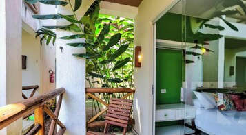 Minibar, cunas gratuitas, wifi gratis y ropa de cama