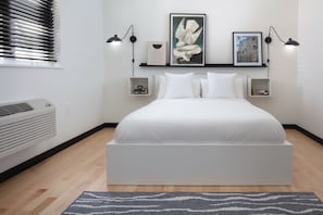1 bedroom, individually decorated, individually furnished