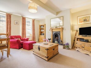 Unclassified image, 5 of 37, button