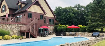 Inviting family retreat with a seasonal saltwater pool, gymnasium and privacy