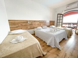 Superior Suite, Bay View, Sea Facing | 1 bedroom, minibar, desk, bed sheets