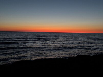 Lakefront Paradise  - Sleeps 6 - Only $400/Night