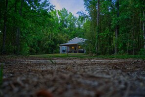 Exterior - Secluded Retreat With hot tub ideal to fish and relax on private pond (Orangeburg)