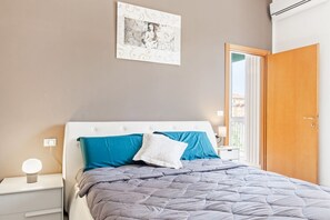 1 habitación, tabla de planchar con plancha y internet 