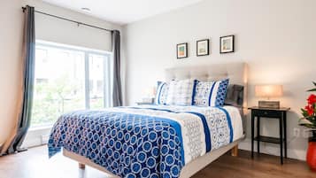 4 chambres, fer et planche Ă repasser, Wi-Fi, draps fournis