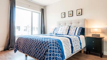 4 bedrooms, iron/ironing board, WiFi, bed sheets