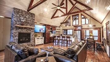 Smart TV, fireplace, stereo