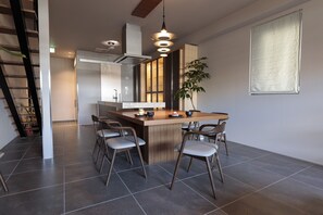 Supreme Room R107 (2Bedrooms) Non Smoking | Dining room