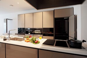 Habitación Premium, 1 habitación, no fumadores (R105) | Servicio de la habitación