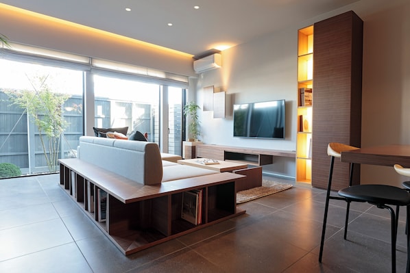 Televisión de pantalla plana, Netflix, piso con calefacción