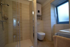 Shower, towels - Studio apartment Depope 1 (Skrbcici)