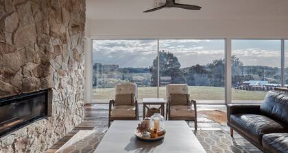 Betty - Black Mountain House